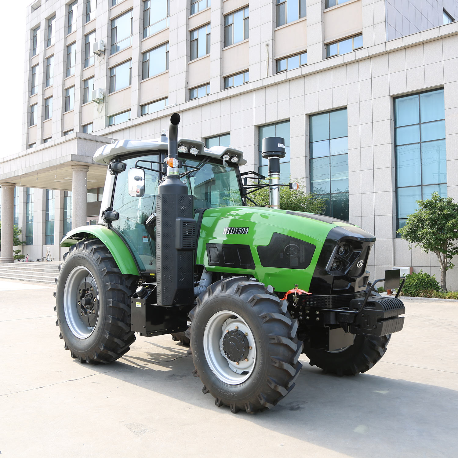 HUABO 4x4 Tractor /tractor Model 1504/farm Tractor